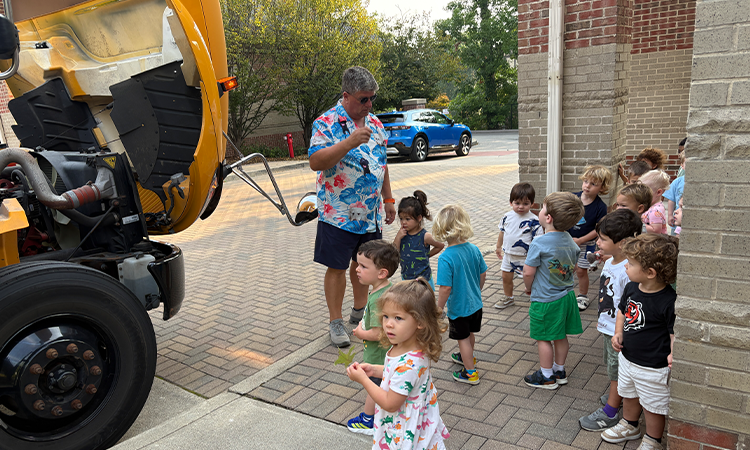 PK2 students take a bus tour