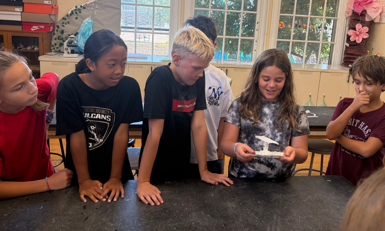 Fifth-grade-science-class Fifth graders complete a 10-minute building challenge in science class and share their creations with classmates.