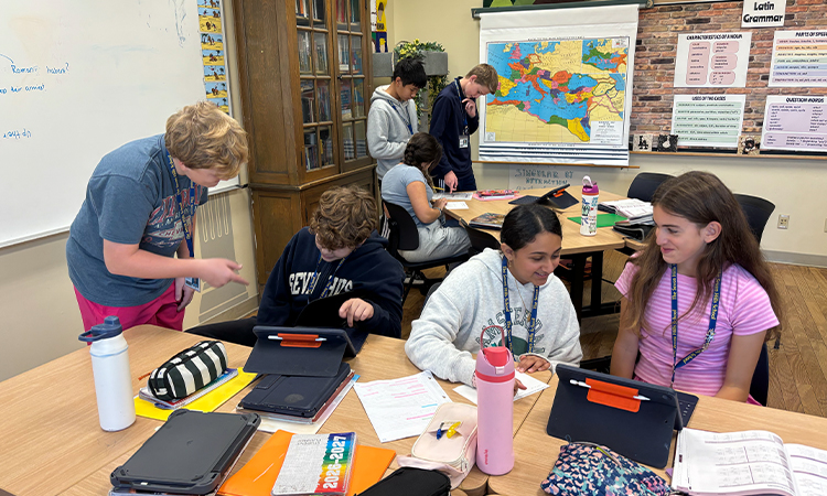 Eighth-grade-Latin-students-play-a-composition-game