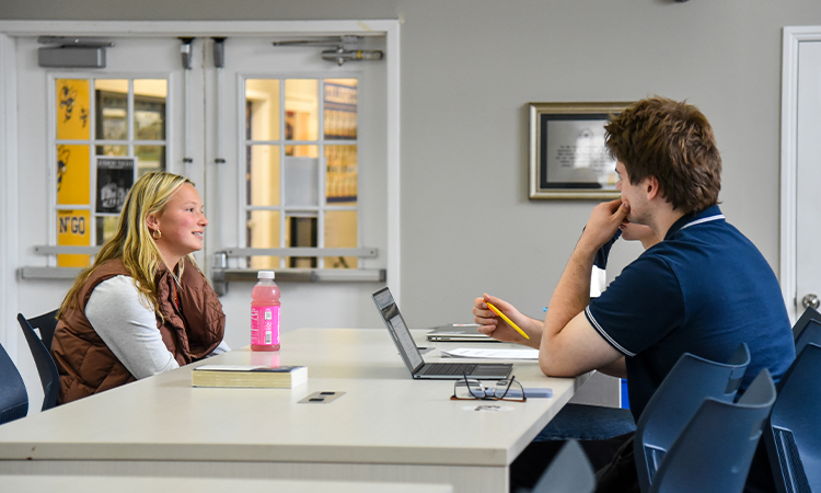 Students-interview-with-Miami-University-Students